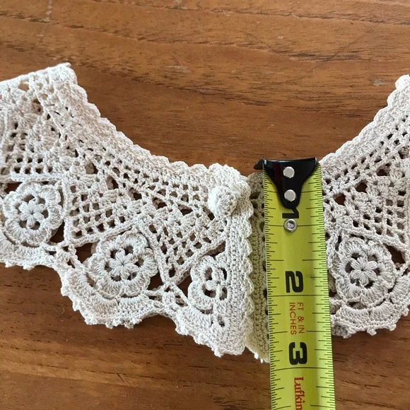 Two Vintage Hand Crochet Cotton Victorian Collars - Picture 4 of 10
